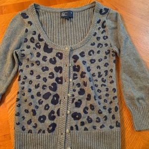 American Eagle Leopard cardigan ▪️
